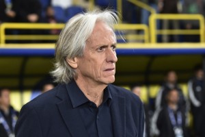 利雅得胜利主帅：C罗感到疲劳因此被换下 关键阶段要确保球员健康